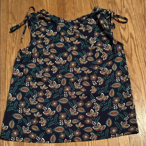 Molly Bracken Navy and Teal Floral Blouse - Picture 7 of 11